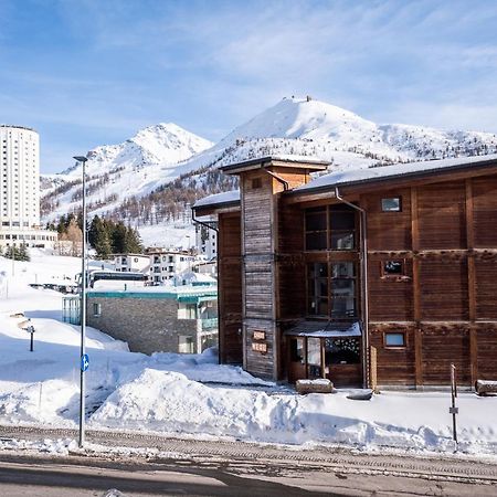 Aparthotel Chalet Weal Colle Colle Sestriere Exterior foto