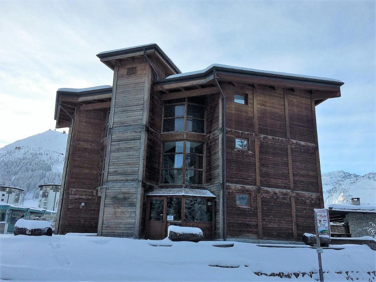 Aparthotel Chalet Weal Colle Colle Sestriere Exterior foto